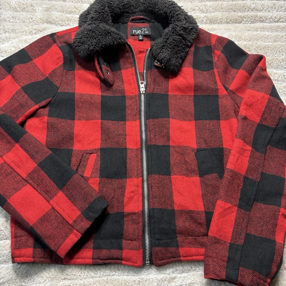 Red & Black Buffalo‎ Check Winter Coat Fur Trimmed Hood Small Rue 21 Cropped